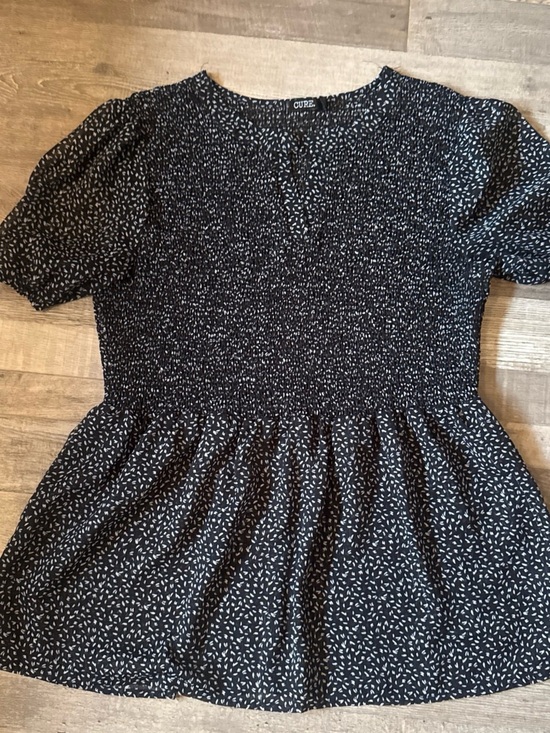 Cure. Tops - CURE Black Smocked Peplum Top with White Dot Print size L